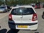 Nissan Pixo 1.0 Acenta Deze auto heeft rondom schade, maar de motor en versnellingsbak zijn in goede staat.