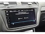 Volkswagen Tiguan Allspace 1.5 TSI 150PK R-Line Business 7p / 7 Persoons DSG Automaat | Org. NL | BOVAG Garantie | Trekhaak | R-Line | Lederen bekleding | Trailer Assist | Camera | Apple Carplay/Android Auto | Verwarmd stuurwiel | Verwarmde voorruit | Verwarmde stoelen |