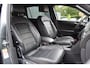 Volkswagen Tiguan Allspace 1.5 TSI 150PK R-Line Business 7p / 7 Persoons DSG Automaat | Org. NL | BOVAG Garantie | Trekhaak | R-Line | Lederen bekleding | Trailer Assist | Camera | Apple Carplay/Android Auto | Verwarmd stuurwiel | Verwarmde voorruit | Verwarmde stoelen |