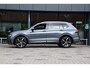 Volkswagen Tiguan Allspace 1.5 TSI 150PK R-Line Business 7p / 7 Persoons DSG Automaat | Org. NL | BOVAG Garantie | Trekhaak | R-Line | Lederen bekleding | Trailer Assist | Camera | Apple Carplay/Android Auto | Verwarmd stuurwiel | Verwarmde voorruit | Verwarmde stoelen |