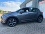 Citroën C3 1.2 PureTech Feel 5 drs en parkeersensoren en bluetooth telefoon / media en airco en cruise controle