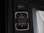 BMW 3-Serie 330e Centennial High Executive | SOH 86,6% | Cruise | Leder | Stoelverwarming | Climate control | Park assist | Navigatie | Bluetooth | Interieurverlichting