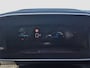 Peugeot 208 1.2 Hybrid 145 e-DCS6 GT Camera voor + achter | Adaptieve cruise control | Dodehoek detectie | Draadloze telefoonlader | Full led koplampen | Keyless entry/start | LMV 17 inch | Full map navigatie | | Draadloos Apple carplay en Android auto