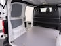 Peugeot Expert 2.0HDI 123PK 3-Persoons Euro 6 Imperiaal 2X Schuifdeur Trekhaak 360°Camera BlindSpot Assistent Apple Carplay Android Auto Cruise Control DAB Pdc Premium Betonplex Vloer Wandbetimmering Regen-Lichtsensor 2.500KG Trekgewicht 1e Eigenaar Origineel Nederlands