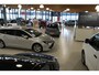 Toyota Yaris 1.3 VVTi Sol Handgeschakeld | Airconditioning | donkergrijze stof Sol-design | 15” wieldoppen Sol-design | radio/CD met MP3 afspeelmogelijkheid | 2 extra speakers | curtain airbags | knie airbag | ver