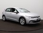 Volkswagen Golf 1.0 TSI Life Business Virtual Cockpit / Navi / Sfeerverlichting / Achtertuitrijcamera
