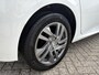 Peugeot 208 1.2 PureTech Active Pack | Climate Control | Apple Carplay/ Aindroid Auto | Lichtmetalen velgen |