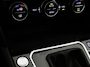 Volkswagen Passat Variant 1.5 TSI Elegance Business R 150PK | Automaat (DSG) | Panoramadak | Camera | Navigatie | 17 " Velgen + All Season | Half lederen interieur | Elek. Achterklep |