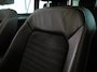 Volkswagen Passat Variant 1.5 TSI Elegance Business R 150PK | Automaat (DSG) | Panoramadak | Camera | Navigatie | 17 " Velgen + All Season | Half lederen interieur | Elek. Achterklep |