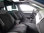 Volkswagen Passat Variant 1.5 TSI Elegance Business R 150PK | Automaat (DSG) | Panoramadak | Camera | Navigatie | 17 " Velgen + All Season | Half lederen interieur | Elek. Achterklep |