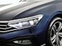 Volkswagen Passat Variant 1.5 TSI Elegance Business R 150PK | Automaat (DSG) | Panoramadak | Camera | Navigatie | 17 " Velgen + All Season | Half lederen interieur | Elek. Achterklep |