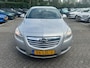 Opel Insignia 1.8 Business , navigatie , pdc voor en achter