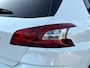 Peugeot 308 1.2 PureTech Style * PANORAMA DAK * CARPLAY * SPORT STOELEN *