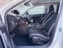 Peugeot 308 1.2 PureTech Style * PANORAMA DAK * CARPLAY * SPORT STOELEN *