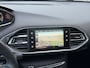 Peugeot 308 1.2 PureTech Style * PANORAMA DAK * CARPLAY * SPORT STOELEN *