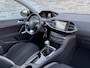 Peugeot 308 1.2 PureTech Style * PANORAMA DAK * CARPLAY * SPORT STOELEN *