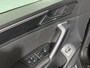 Volkswagen Tiguan 2.0 TSI 4Motion Nieuw model Automaat / Panorama dak / Navigatie full map / Adaptive Cruise / Climate control