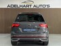 Volkswagen Tiguan 2.0 TSI 4Motion Nieuw model Automaat / Panorama dak / Navigatie full map / Adaptive Cruise / Climate control