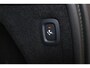 Volvo XC90 T8 Recharge AWD Ultimate Bright - Panorama/schuifdak - IntelliSafe Assist & Surround - 360º Camera - Harman/Kardon audio - Adaptieve LED koplampen - Verwarmde voorstoelen, stuur & achterbank - Parkeersensoren voor & achter - Elektr. bedienb. voorstoelen met geheugen - Draadloze tel. lader - Extra getint glas - Inklapbare trekhaak - 20' LMV
