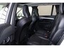 Volvo XC90 T8 Recharge AWD Ultimate Bright - Panorama/schuifdak - IntelliSafe Assist & Surround - 360º Camera - Harman/Kardon audio - Adaptieve LED koplampen - Verwarmde voorstoelen, stuur & achterbank - Parkeersensoren voor & achter - Elektr. bedienb. voorstoelen met geheugen - Draadloze tel. lader - Extra getint glas - Inklapbare trekhaak - 20' LMV