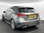 Mercedes-Benz A-klasse 180 Premium Plus / Pano / AMG / Camera / 19inch / Navigatie / 64.000km