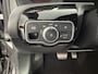 Mercedes-Benz A-klasse 180 Premium Plus / Pano / AMG / Camera / 19inch / Navigatie / 64.000km
