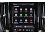 Volvo V60 T6 Recharge AWD Plus Dark - IntelliSafe Assist & Surround - 360º Camera - Harman/Kardon audio - Verwarmde voorstoelen, stuur & achterbank - Parkeersensoren voor & achter - Elektr. bedienb. voorstoelen met geheugen - Inklapbare trekhaak - 18' LMV