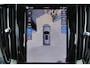 Volvo V60 T6 Recharge AWD Plus Dark - IntelliSafe Assist & Surround - 360º Camera - Harman/Kardon audio - Verwarmde voorstoelen, stuur & achterbank - Parkeersensoren voor & achter - Elektr. bedienb. voorstoelen met geheugen - Inklapbare trekhaak - 18' LMV