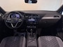 Volkswagen Tiguan 1.5 TSI R-Line Business Black Style Pano Trekhaak Camera 19''