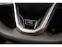 Volkswagen Golf 1.5 eTSI R-Line Business 130pk DSG Automaat, Panoramadak, Adaptive cruise control, Stoelverwarming, Stuurverwarming, Parkeersensoren, Navigatie, App-connect, LED koplampen