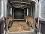 Ford Transit 330 2.0 TDCI L3H2 Ambiente achterschade l airco l cruise l camera l trekhaak l MARGE