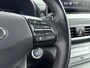 Hyundai Kona Electric EV Comfort 64 kWh | Warmtepomp | Navigatie & Carplay | Premium Audio | Camera | Adap Cruise |