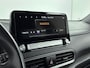 Hyundai Kona Electric EV Comfort 64 kWh | Warmtepomp | Navigatie & Carplay | Premium Audio | Camera | Adap Cruise |