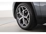 BMW X1 sDrive20i Orange Edition II | Rijklaar! | Navi | Cruise | Pano | Trekhaak | Stoelverw. | HUD | PDVC V+A | 18"