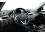 BMW X1 sDrive20i Orange Edition II | Rijklaar! | Navi | Cruise | Pano | Trekhaak | Stoelverw. | HUD | PDVC V+A | 18"