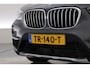 BMW X1 sDrive20i Orange Edition II | Rijklaar! | Navi | Cruise | Pano | Trekhaak | Stoelverw. | HUD | PDVC V+A | 18"