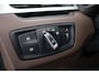 BMW X1 sDrive20i Orange Edition II | Rijklaar! | Navi | Cruise | Pano | Trekhaak | Stoelverw. | HUD | PDVC V+A | 18"