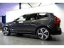Volvo XC60 2.0 T8 AWD 335kW/456pk Aut8 Recharge Ultra Dark LUCHTVERING + BOWERS&WILKINS + PANORAMADAK + BLIS + HEAD-UP + PILOT ASSIST + V&A STOEL-&STUURVERWARMING + GOOGLE + STOELVENTILATIE&-MASSAGE + ADAPT.CRUISE + 360 CAMERA + 21" LM-VELGEN!!