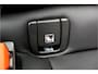 Volvo XC60 2.0 T8 AWD 335kW/456pk Aut8 Recharge Ultra Dark LUCHTVERING + BOWERS&WILKINS + PANORAMADAK + BLIS + HEAD-UP + PILOT ASSIST + V&A STOEL-&STUURVERWARMING + GOOGLE + STOELVENTILATIE&-MASSAGE + ADAPT.CRUISE + 360 CAMERA + 21" LM-VELGEN!!