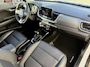 Kia Stonic 1.0 T-GDi MHEV DynamicPlusLine Automaat/ 1e Eigenaar/ Navi/ Camera/ Full Led/ Afnb Trekhaak/ Stuur+ Stoelverwarming