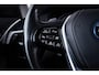 BMW 5-Serie 530e Luxury Line - Driving Assistant Professional - Head up - Comfort Access - BMW Laserlight - Getinte Ruiten - High Beam Assistant - Comfortstoelen - Stuurwielrand verwarmd -