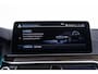 BMW 5-Serie 530e Luxury Line - Driving Assistant Professional - Head up - Comfort Access - BMW Laserlight - Getinte Ruiten - High Beam Assistant - Comfortstoelen - Stuurwielrand verwarmd -