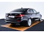 BMW 5-Serie 530e Luxury Line - Driving Assistant Professional - Head up - Comfort Access - BMW Laserlight - Getinte Ruiten - High Beam Assistant - Comfortstoelen - Stuurwielrand verwarmd -