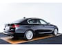 BMW 5-Serie 530e Luxury Line - Driving Assistant Professional - Head up - Comfort Access - BMW Laserlight - Getinte Ruiten - High Beam Assistant - Comfortstoelen - Stuurwielrand verwarmd -