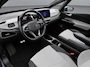 Volkswagen ID.3 Pro Performance 204pk 58 kWh / Navigatie / IQ LED / Parkeersensoren V+A / Voorstoelen Verwarmbaar / 18'' LMV