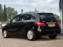 Mercedes-Benz B-klasse 180 Lease Edition Plus | AUTOMAAT | PANO | TREKHAAK | CAMERA | NAVI | CRUISE |
