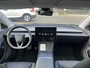 Tesla Model 3 Premium Long Range AWD 78 kWh VAN: 50.900,- VOOR: 47.440,- UW HERFSTVOORDEEL: 3.460,-| 8.000KM!| TESLA GARANTIE T/M 6-2030 OF 80.000KM! ACCU + AANDRIJFLIJN T/M 2034 OF 192.000KM!|