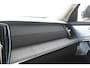 Volvo XC90 T8 455PK Plug-in hybrid AWD Ultra Dark / Bowers & Wilkins / Luchtvering / Head-Up Display / 360 Camera / Massagestoelen / Elektrisch bedienbare stoelen met geheugen / Stoelventilatie / Nappaleder / Elektrisch uitklapbare trekhaak / Gelamineerde ruiten