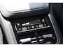 Volvo XC90 T8 455PK Plug-in hybrid AWD Ultra Dark / Bowers & Wilkins / Luchtvering / Head-Up Display / 360 Camera / Massagestoelen / Elektrisch bedienbare stoelen met geheugen / Stoelventilatie / Nappaleder / Elektrisch uitklapbare trekhaak / Gelamineerde ruiten