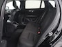 Volvo V60 2.0 B3 Momentum Business | Panoramadak | Cruise control | Stuur/stoel verwarming | Trekhaak | Head-up | Harman/Kardon | Climate control | Camera | Park assist